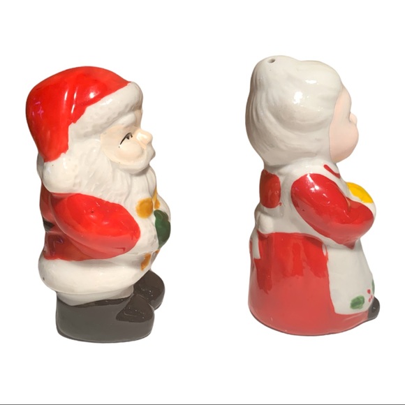 Mr.& Mrs. Santa Handcrafted Ceramic Salt & Pepper Shakers Collectible - Picture 4 of 7